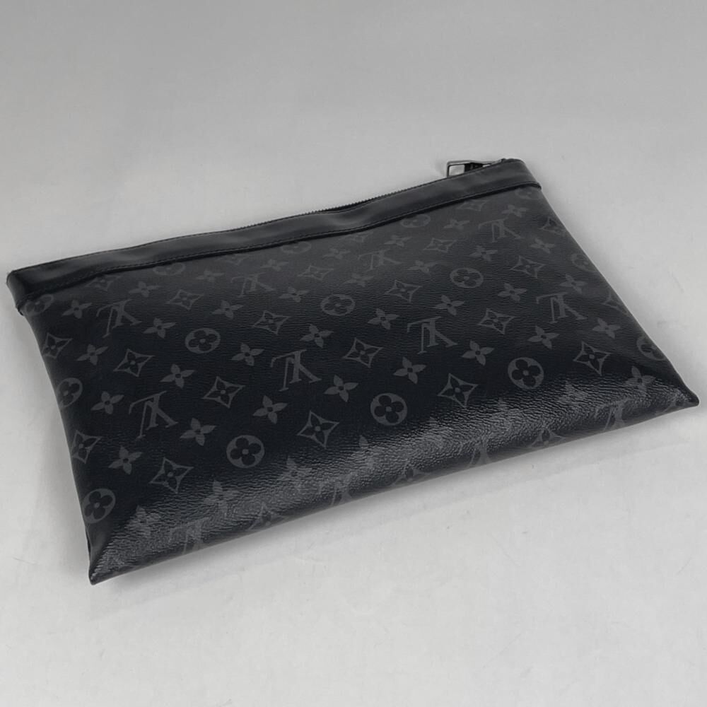 Louis Vuitton Clutch