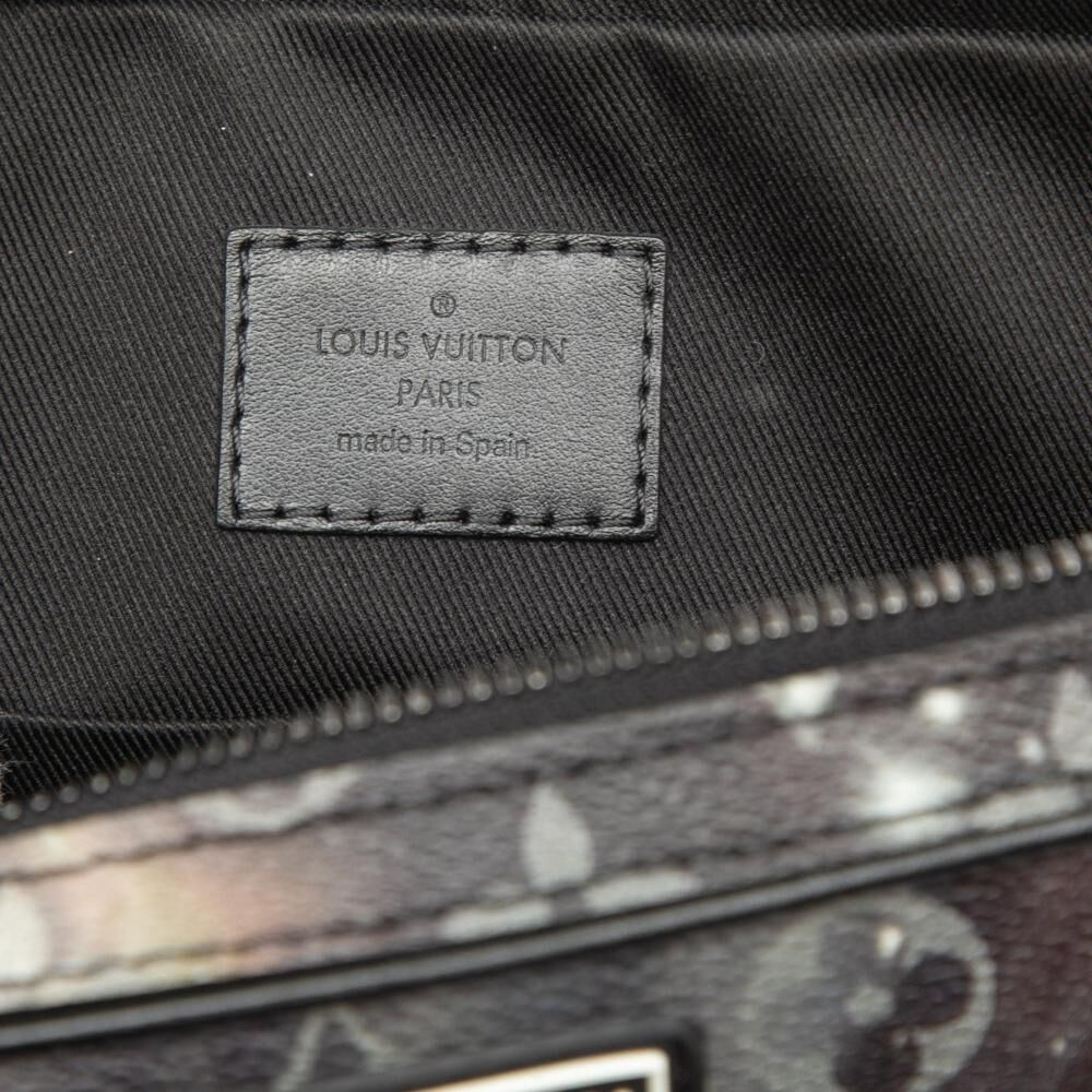 Louis Vuitton Messenger