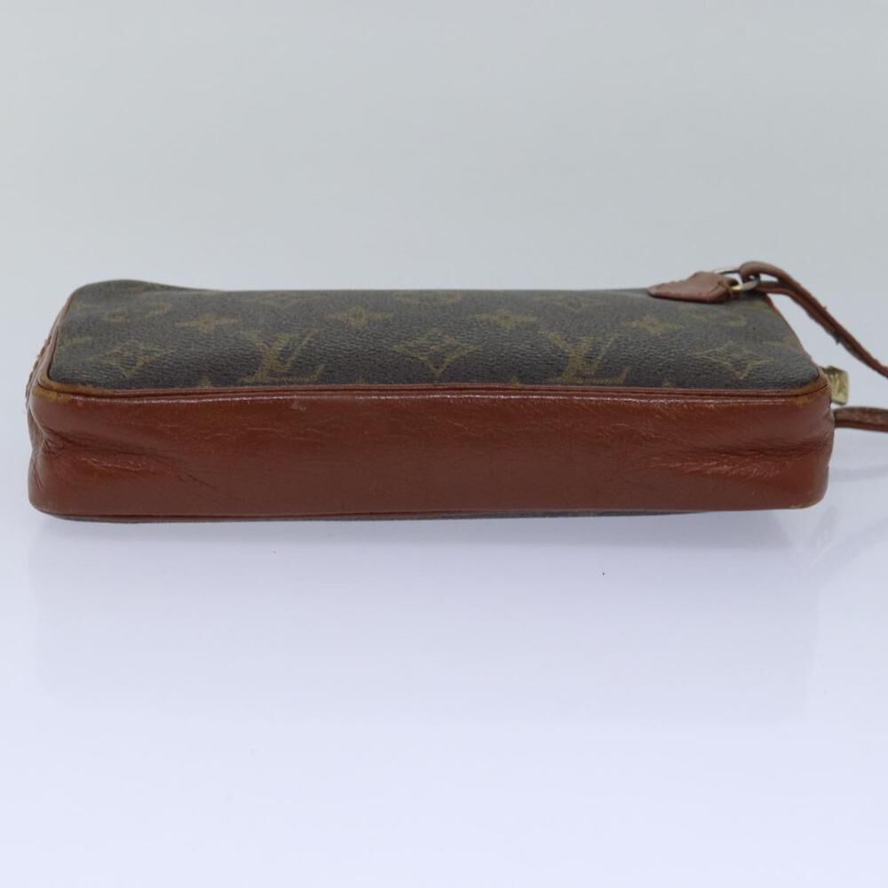 Louis Vuitton Clutch