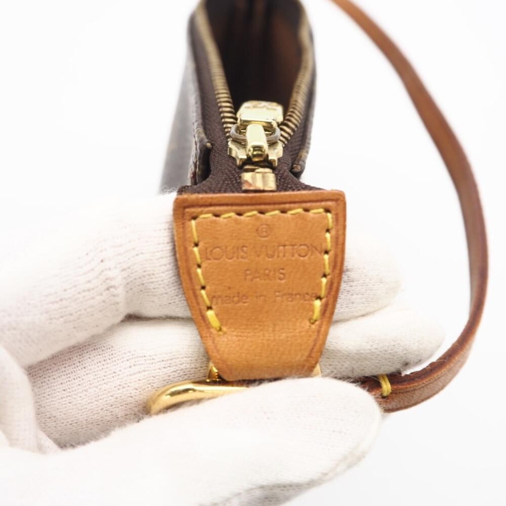 Louis Vuitton Pochette Accessoires