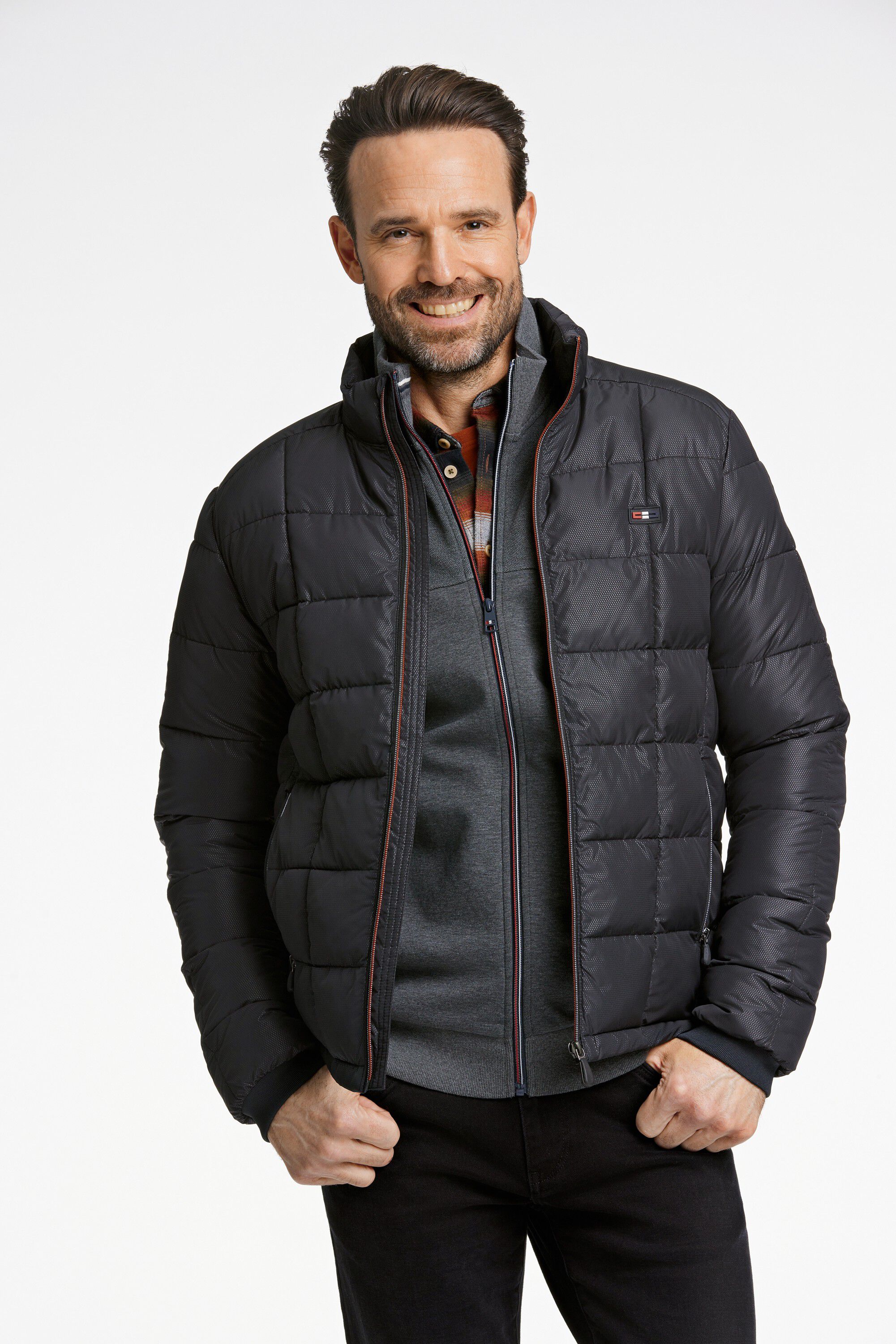 Jacket with primaloft