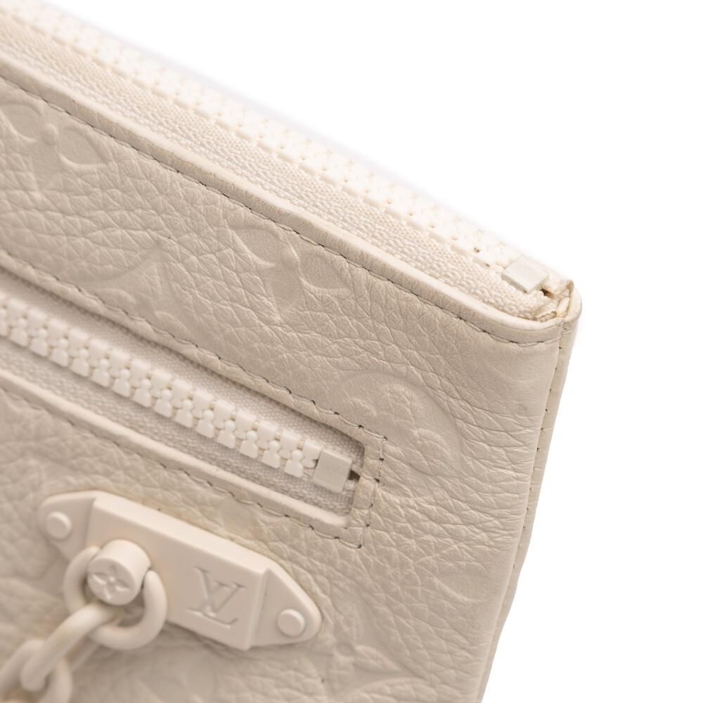 Louis Vuitton Clutch