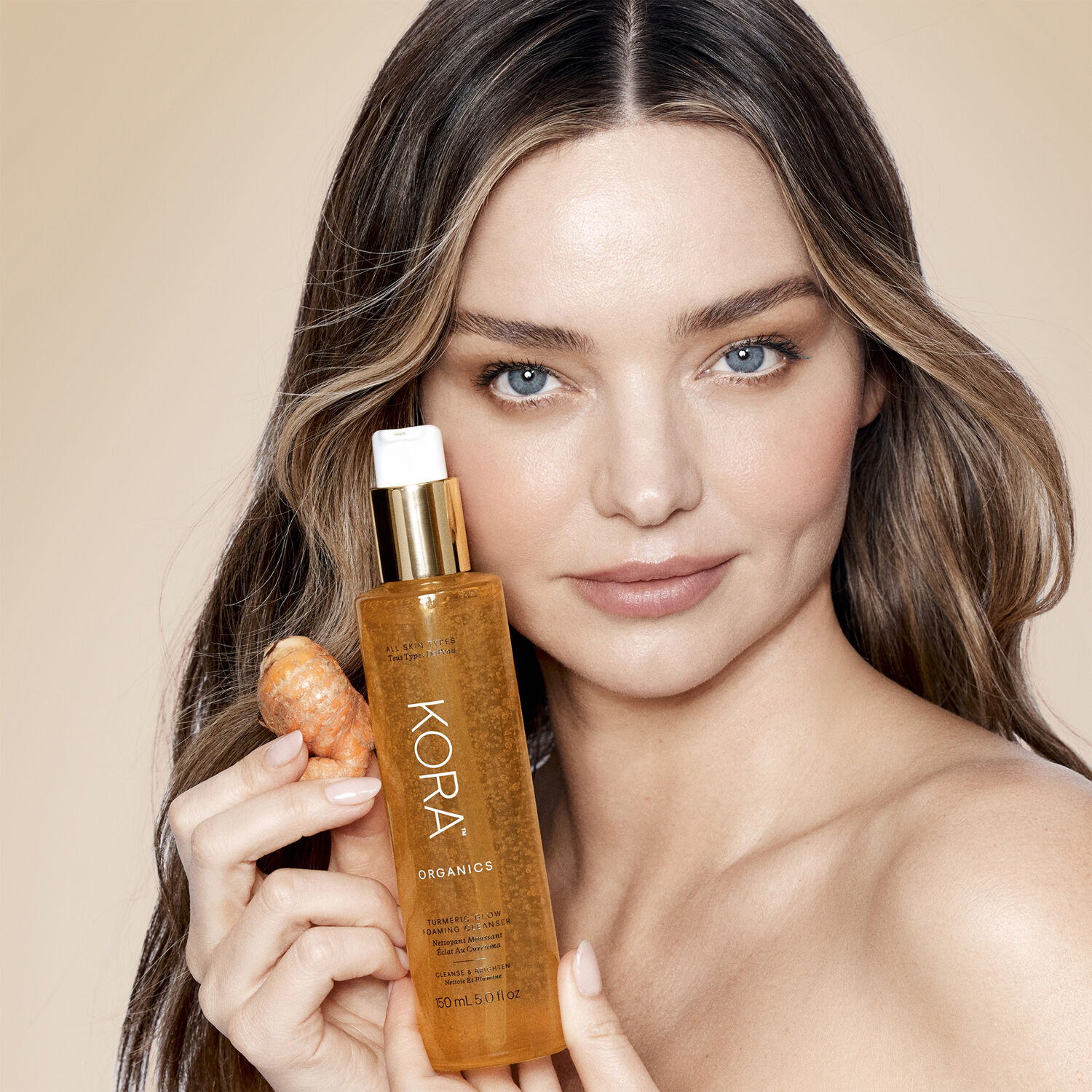 Turmeric Glow Foaming Cleanser