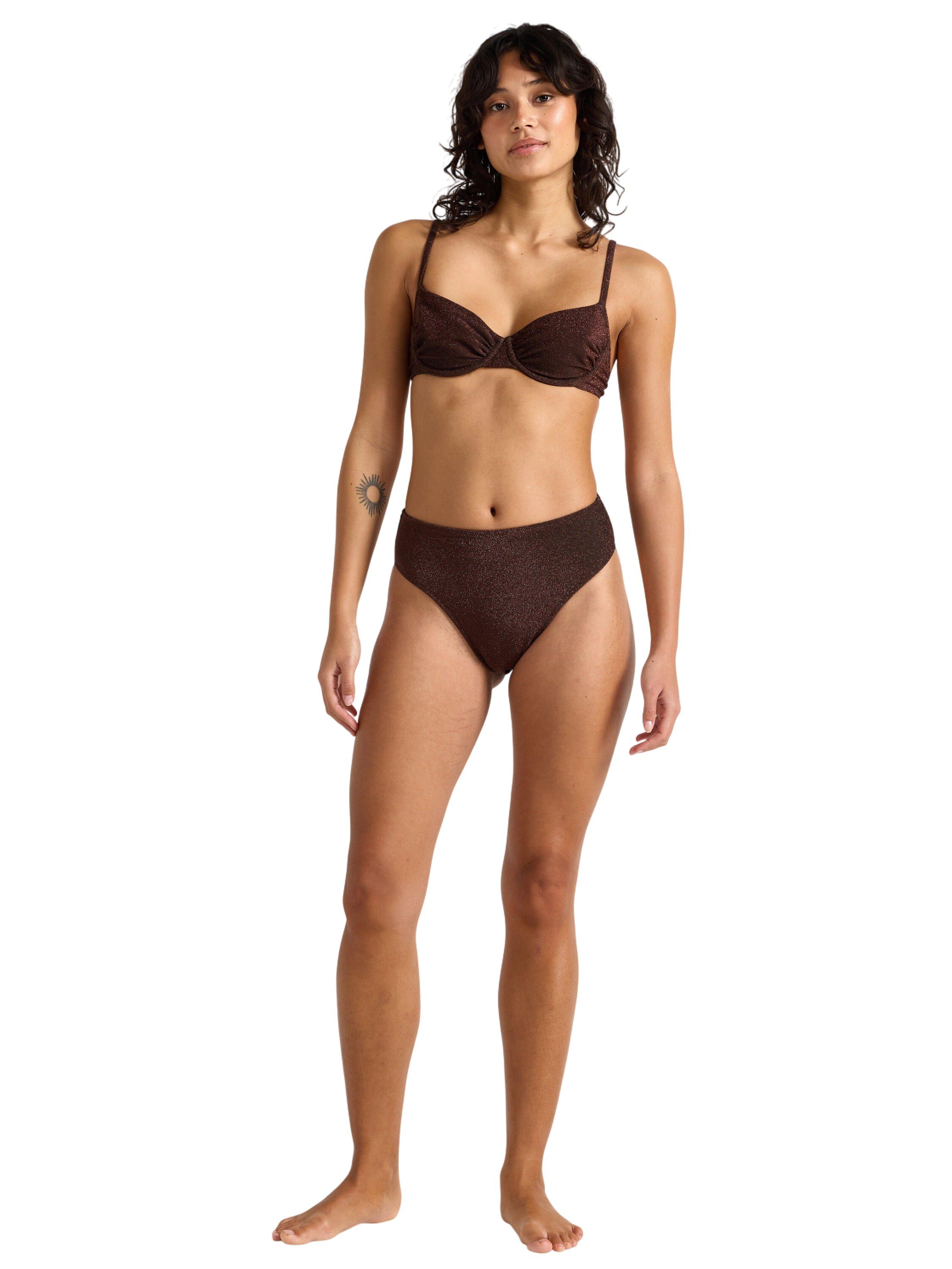 H&oslash;jtaljet bikiniunderdel med lurex