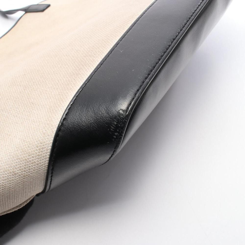 Yves Saint Laurent Handbag