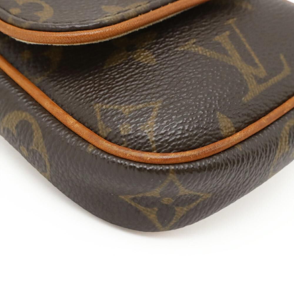 Louis Vuitton Shoulder Bags