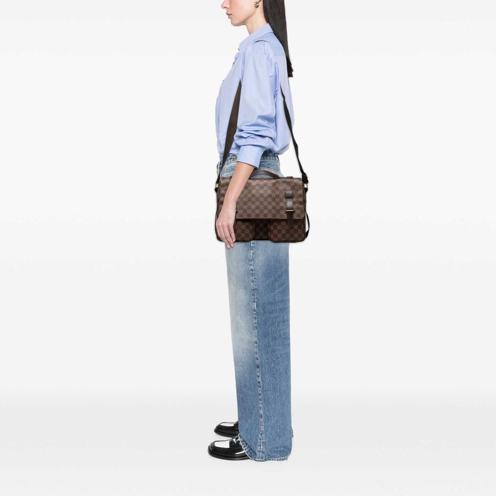 Louis Vuitton Broadway