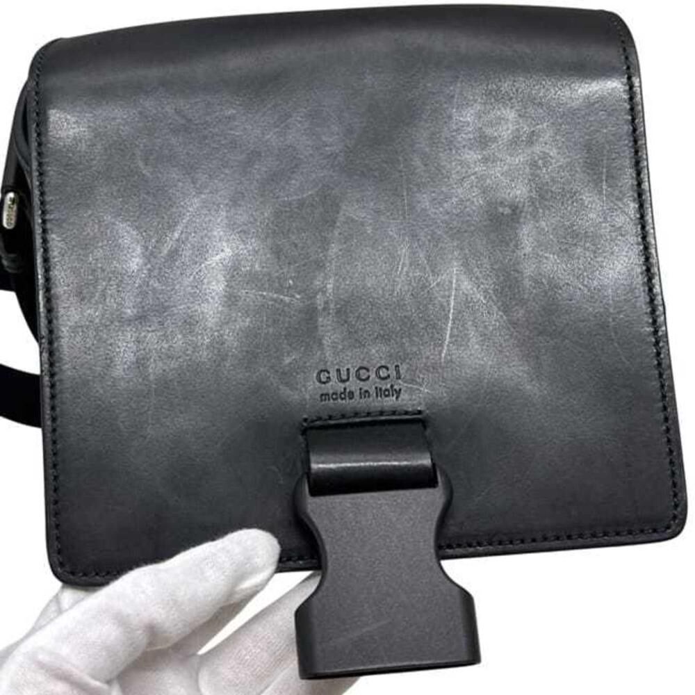 Gucci Shoulder Bag
