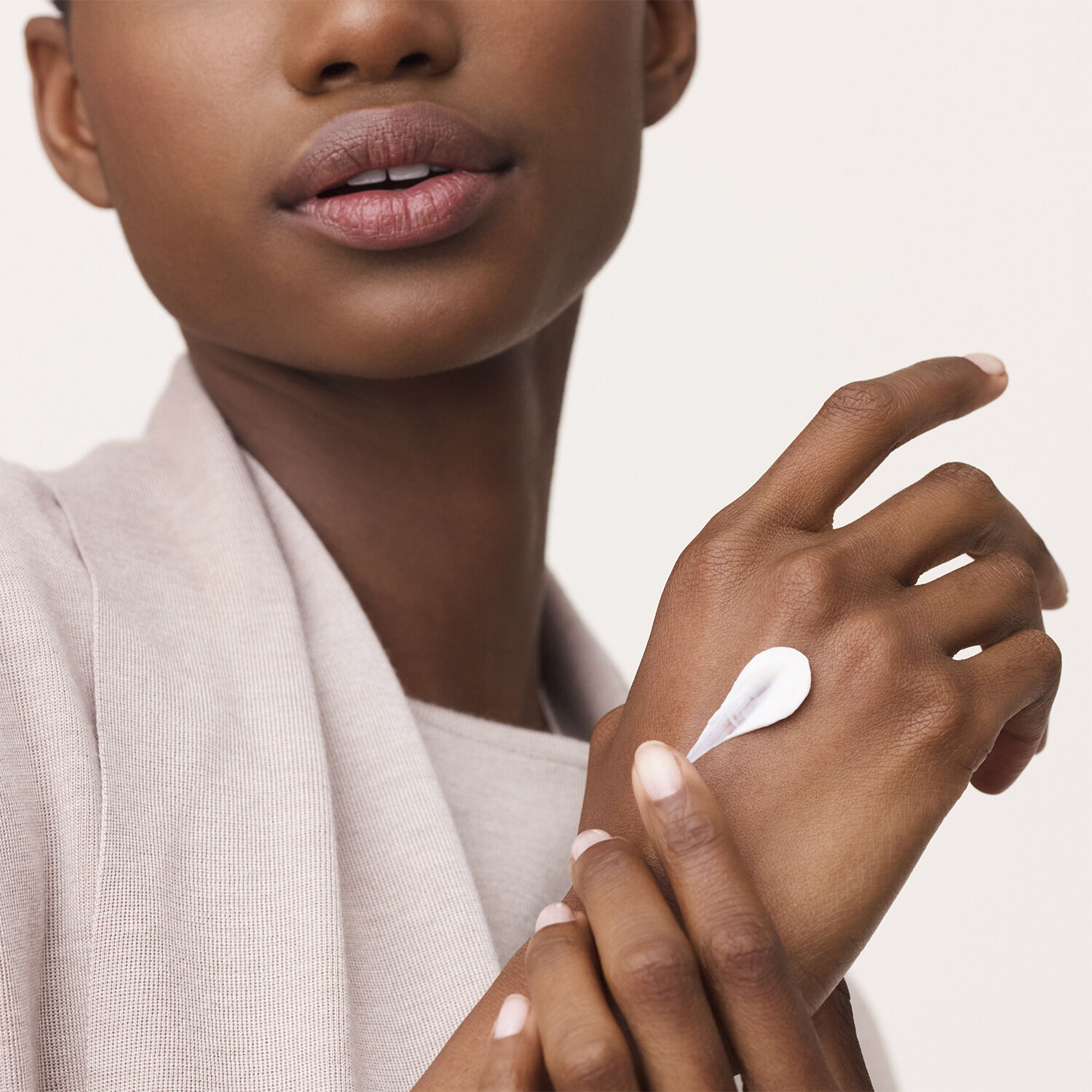 Les Mains Herm&egrave;s, complete hand care