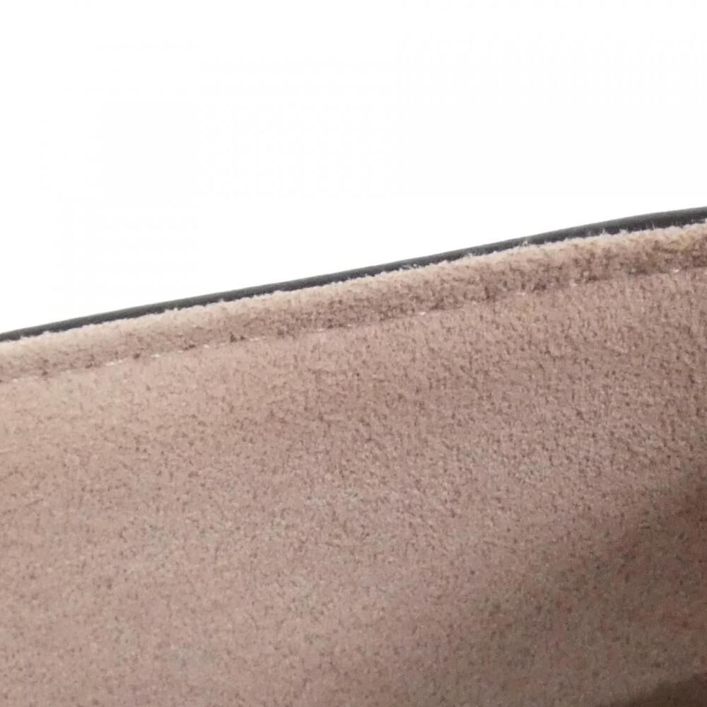 Louis Vuitton Coussin