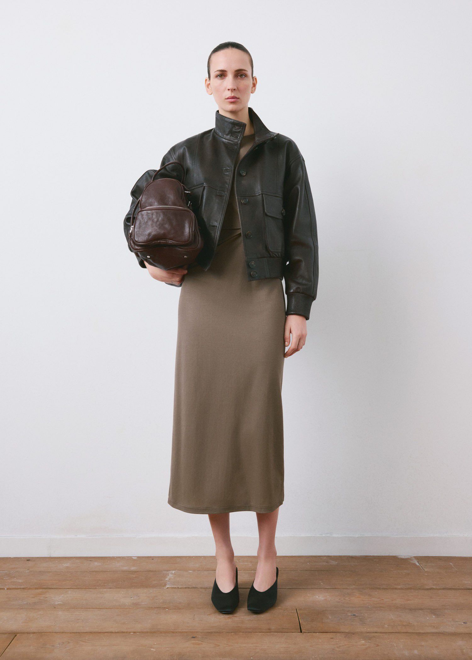 Side gathered details dress