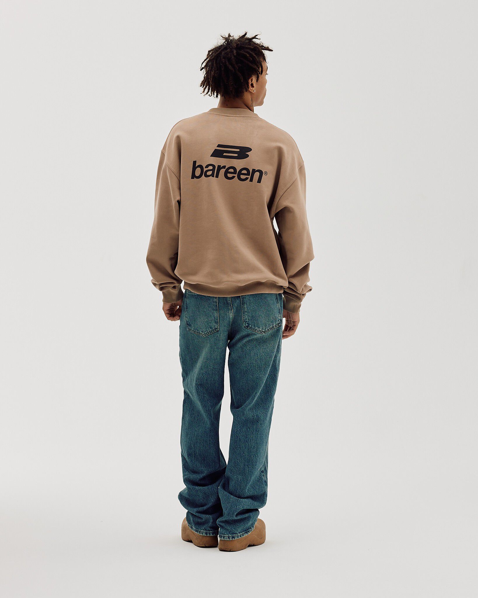 Oversized Crewneck Logo