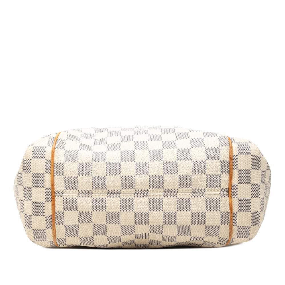 Louis Vuitton Totally