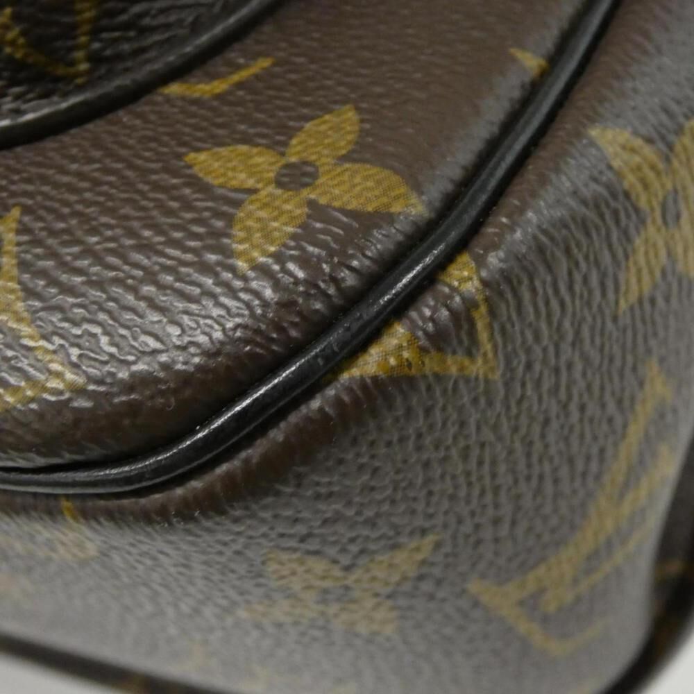 Louis Vuitton Shoulder Bags