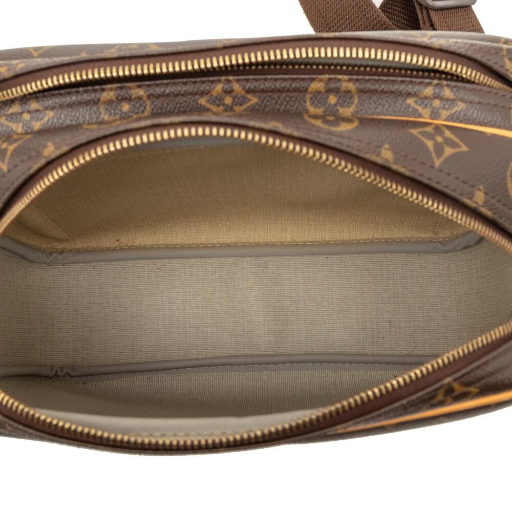 Louis Vuitton Reporter
