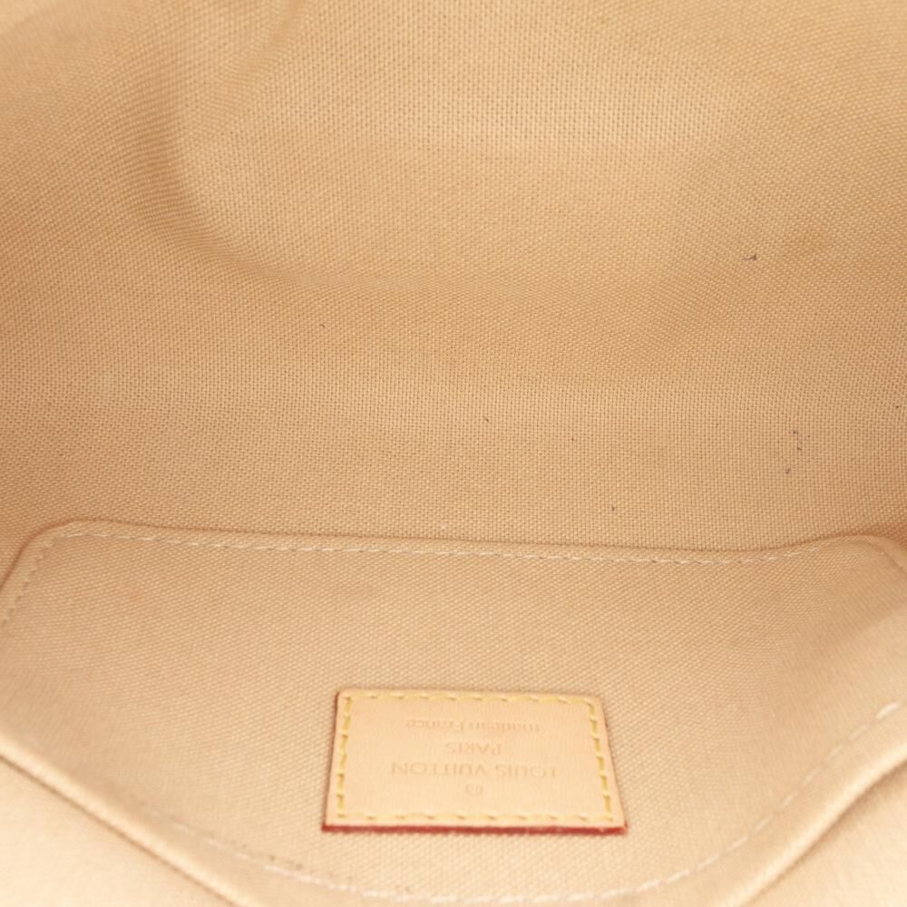 Louis Vuitton Favorite