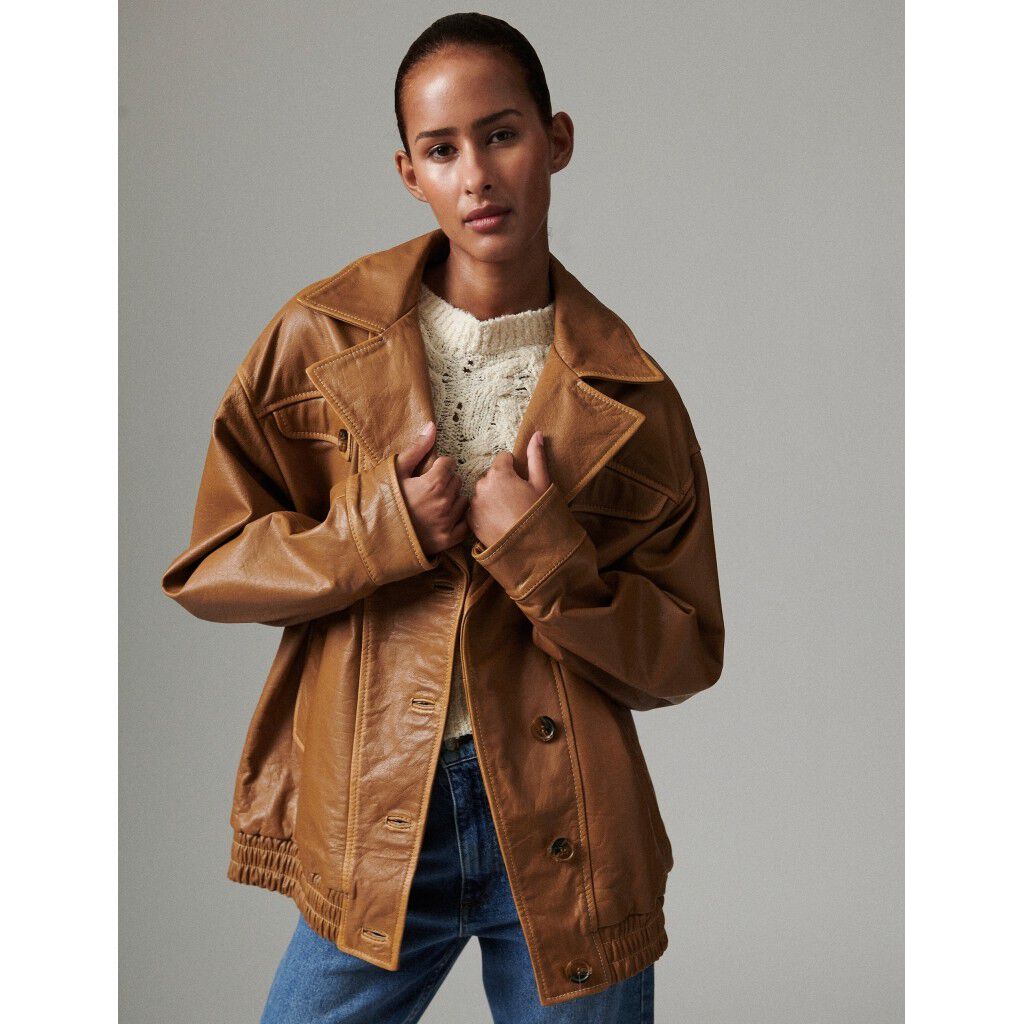 Mette - Leather