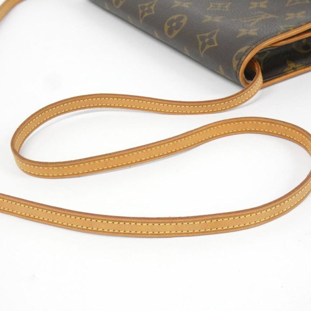 Louis Vuitton Shoulder Bags