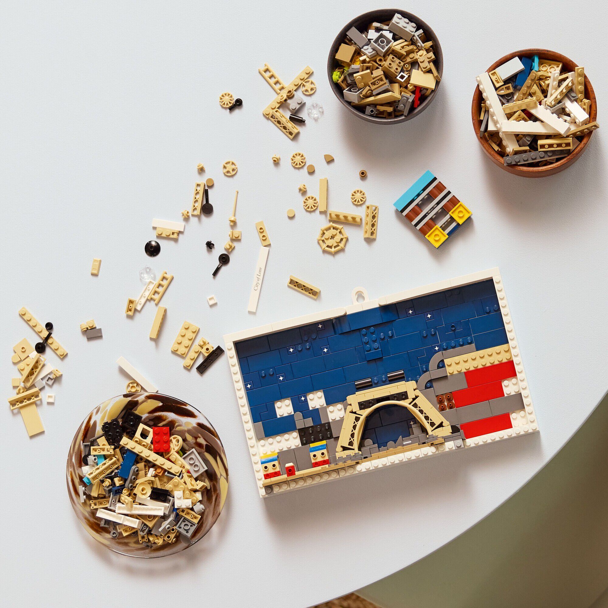 Paris - K&aelig;rlighedens by 21064