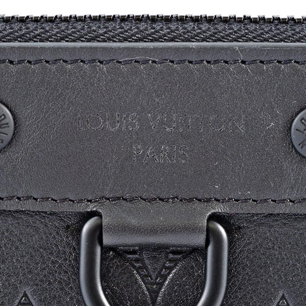 Louis Vuitton Clutch