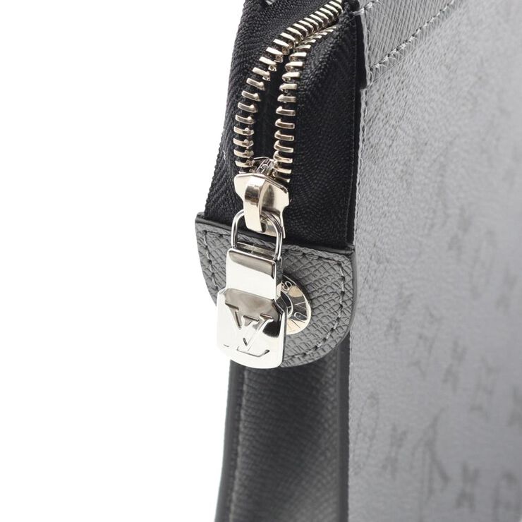 Louis Vuitton Pochette Homme