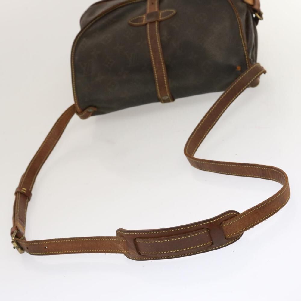 Louis Vuitton Saumur