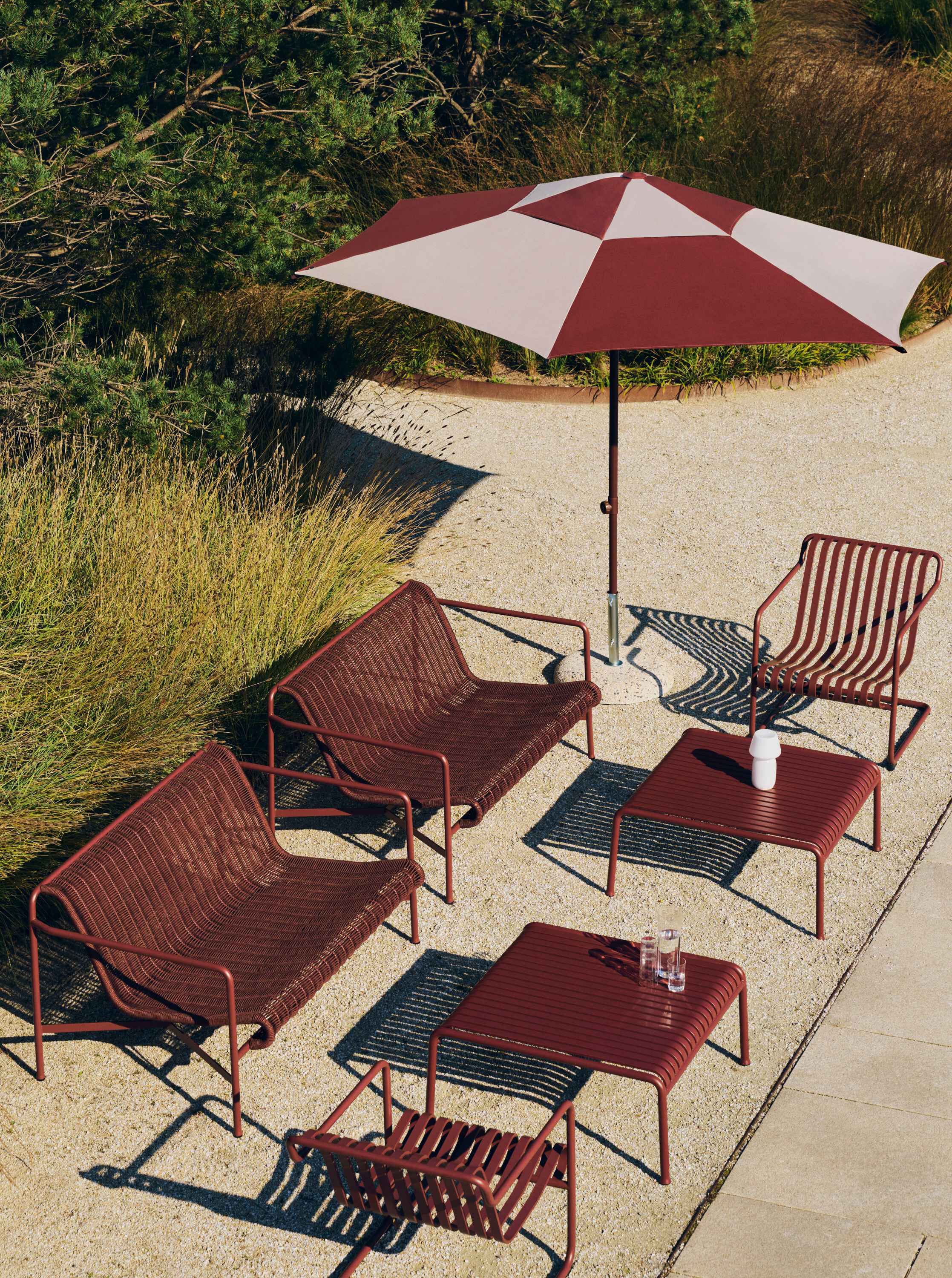 Terrazza Parasol-Octagon-Off-white and burgundy