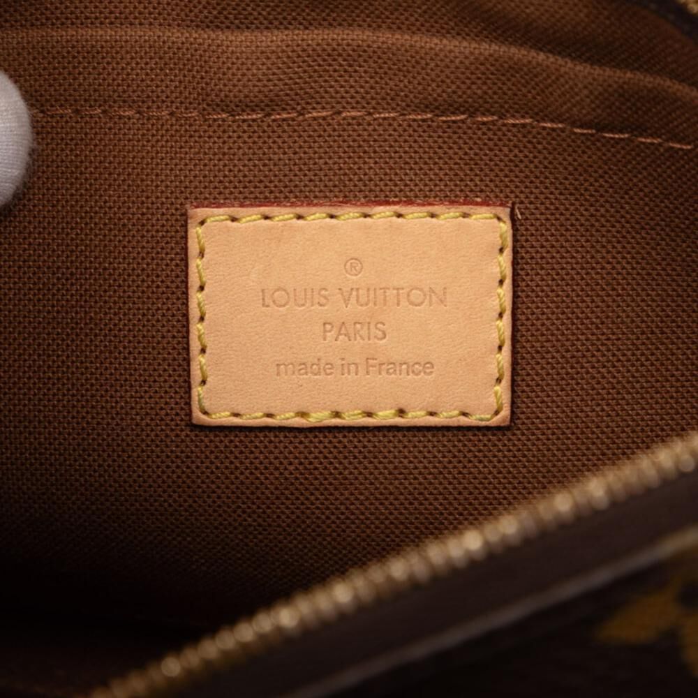 Louis Vuitton Shoulder Bags