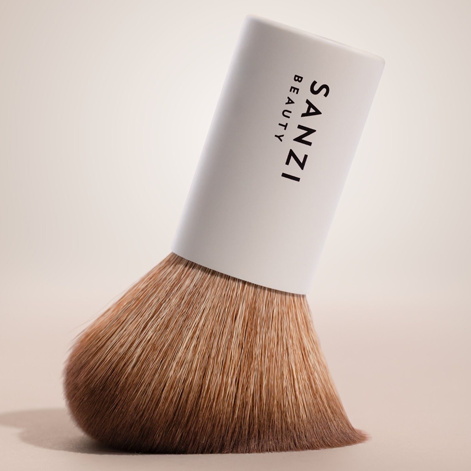 Kabuki Brush 10