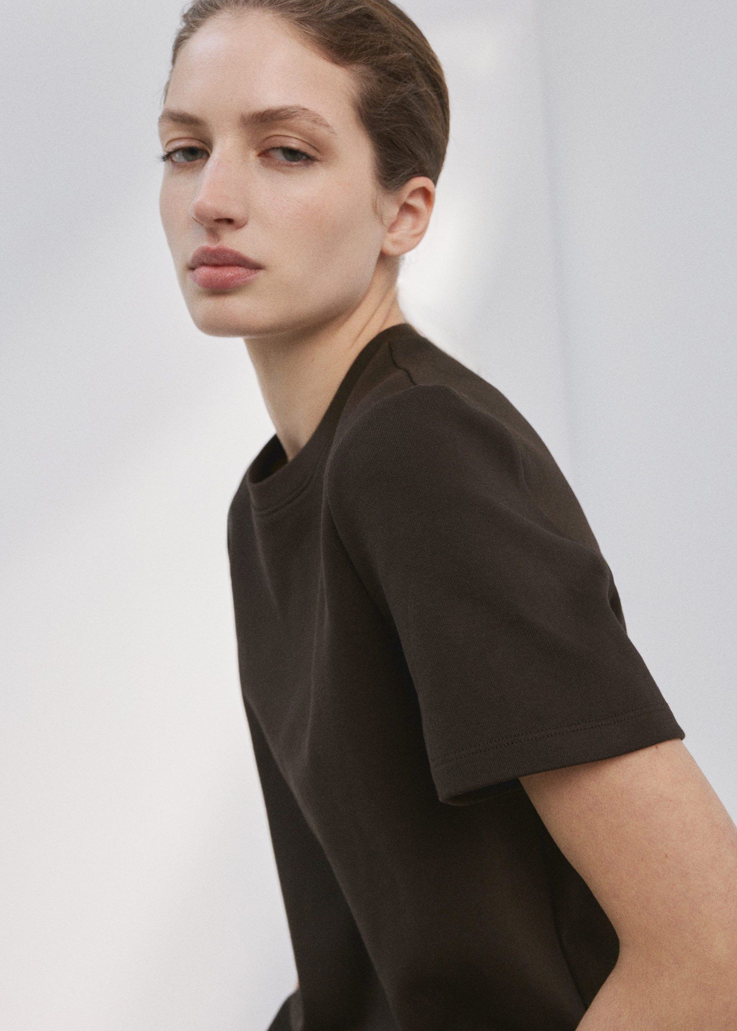 Short-sleeved cotton t-shirt