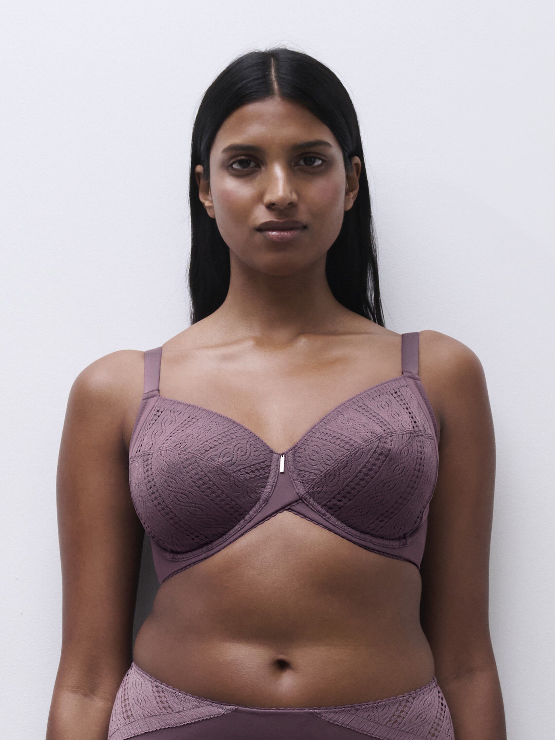 Easy Support Very covering underwired bra