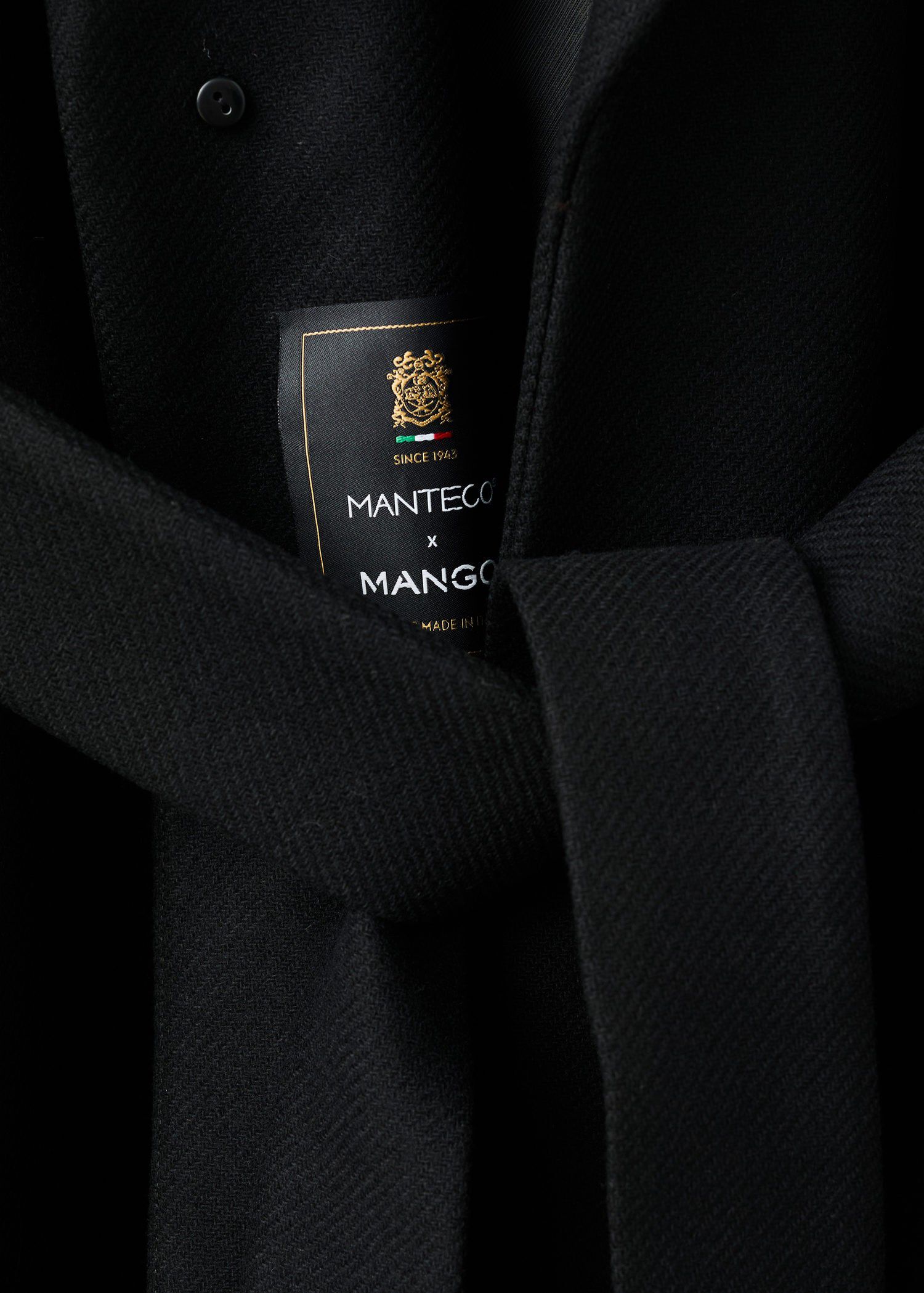 Manteco wool coat with fur collar