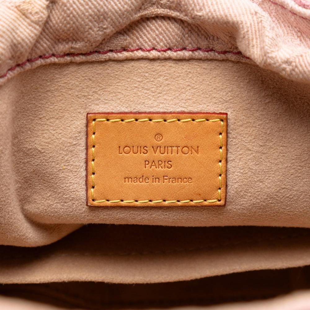 Louis Vuitton Shoulder Bags