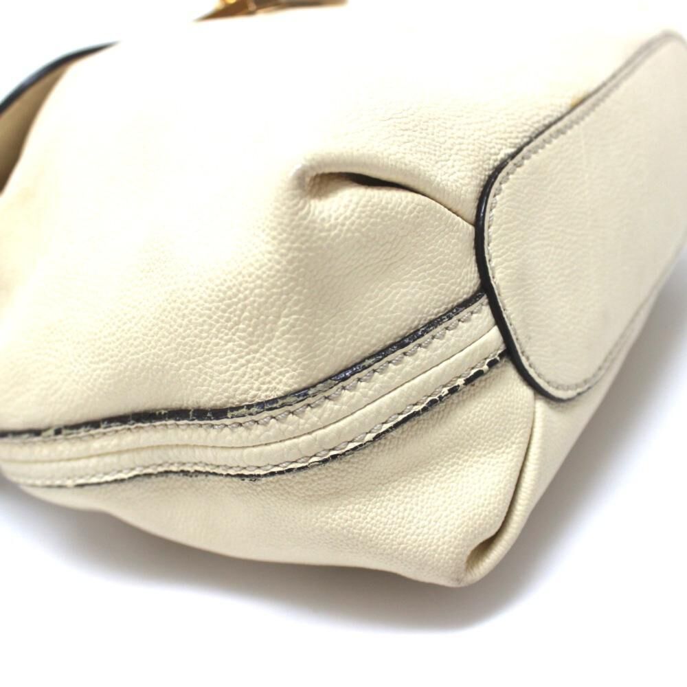 Chlo&eacute; Shoulder Bag