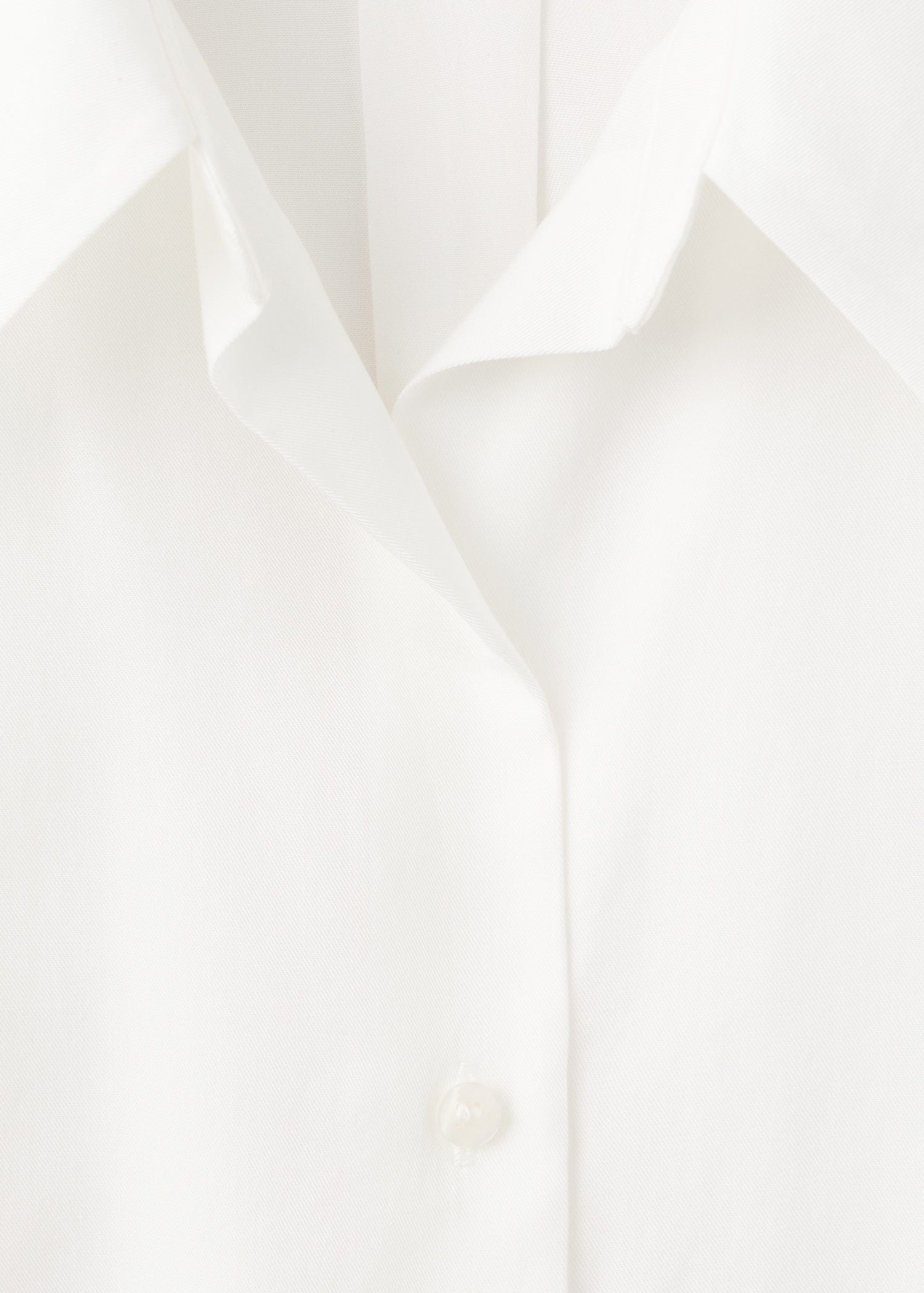 Short-sleeved lyocell shirt