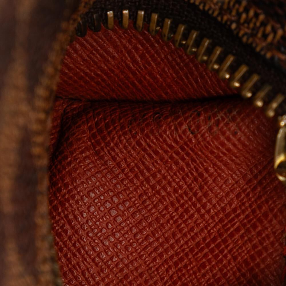Louis Vuitton Papillon