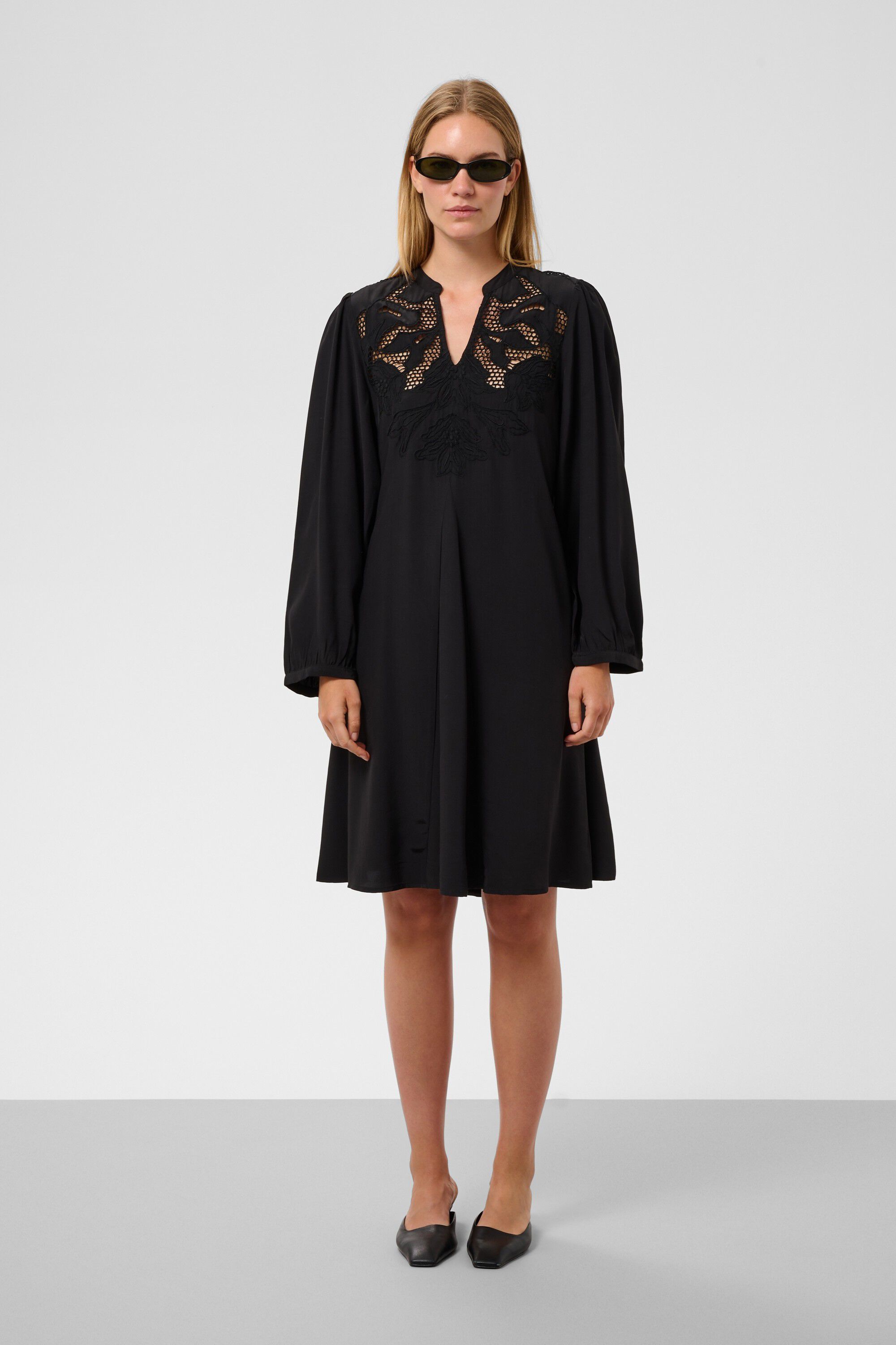 SLLantana Embroidery Dress