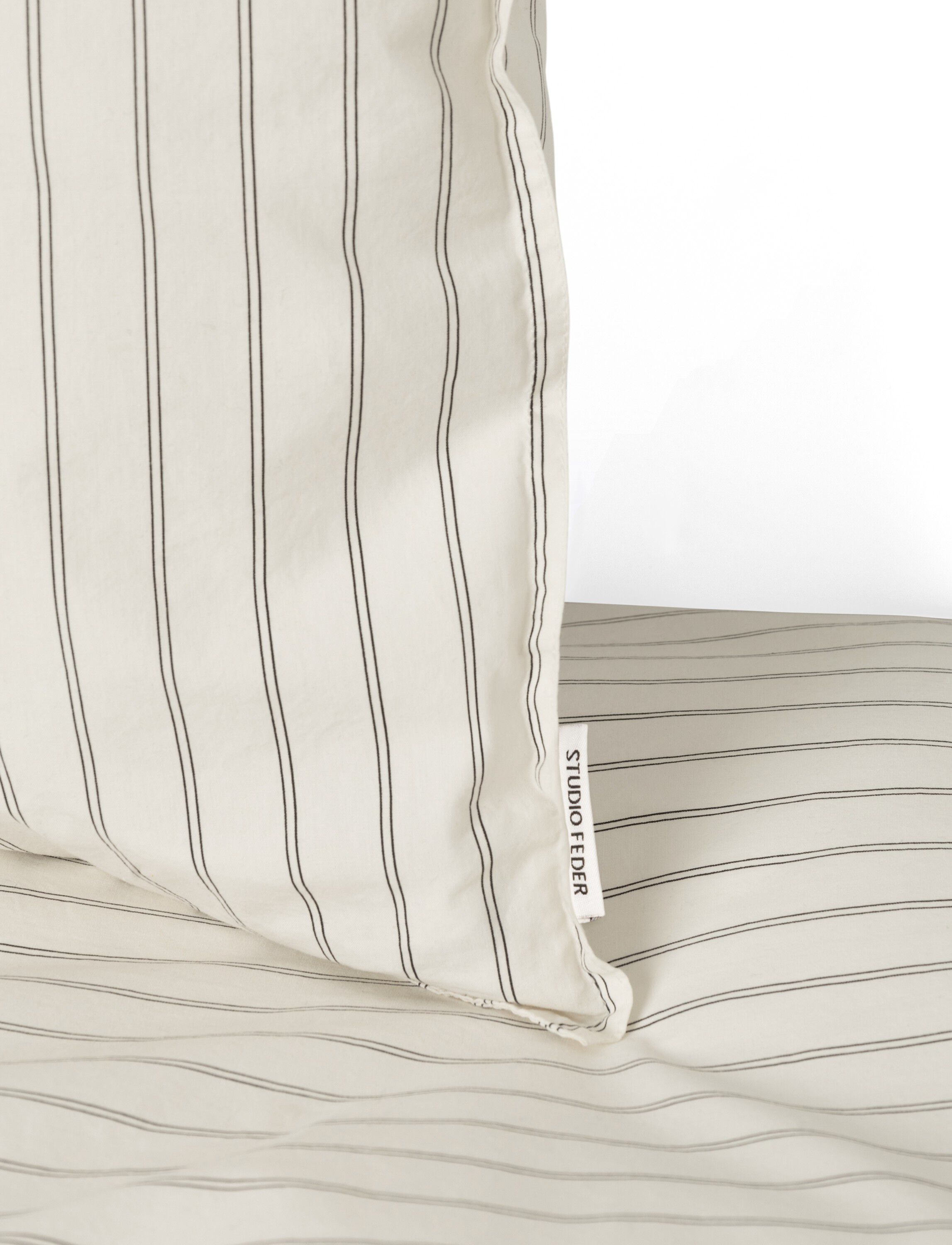 Senget&oslash;j - River