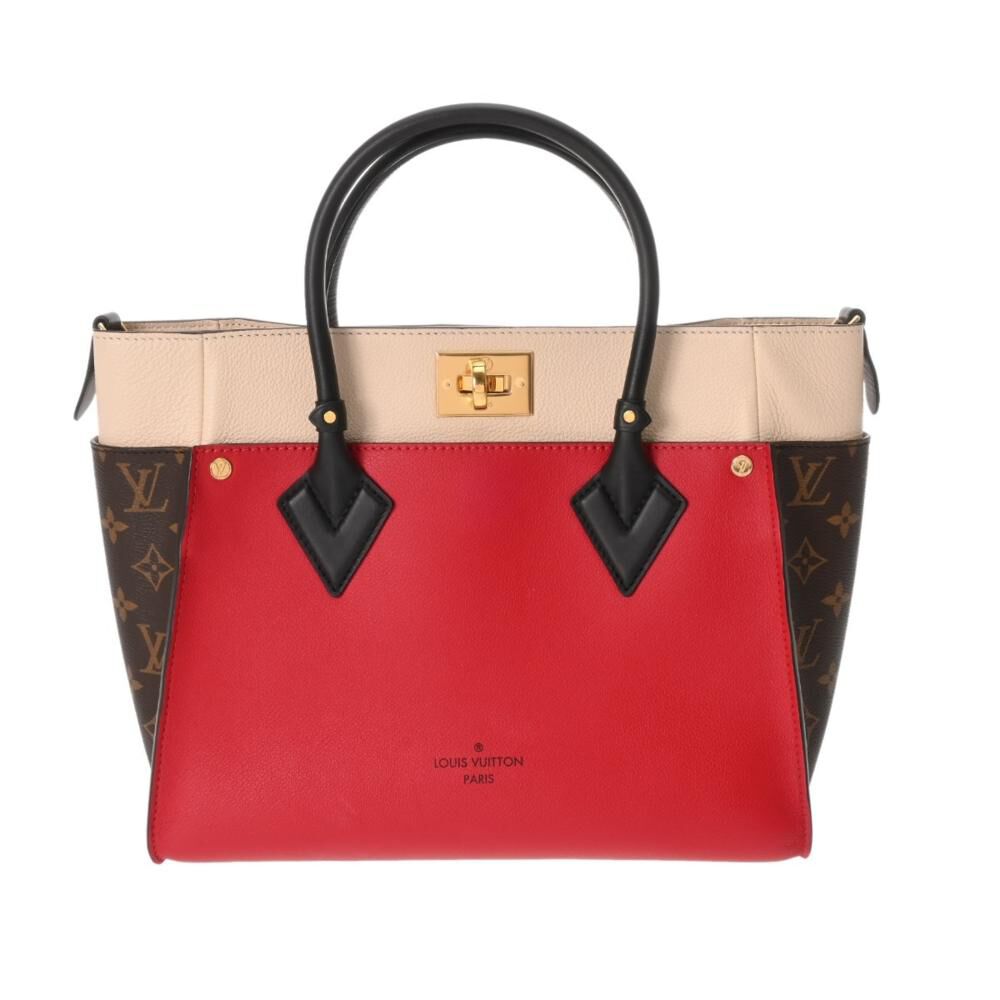 Louis Vuitton On My Side