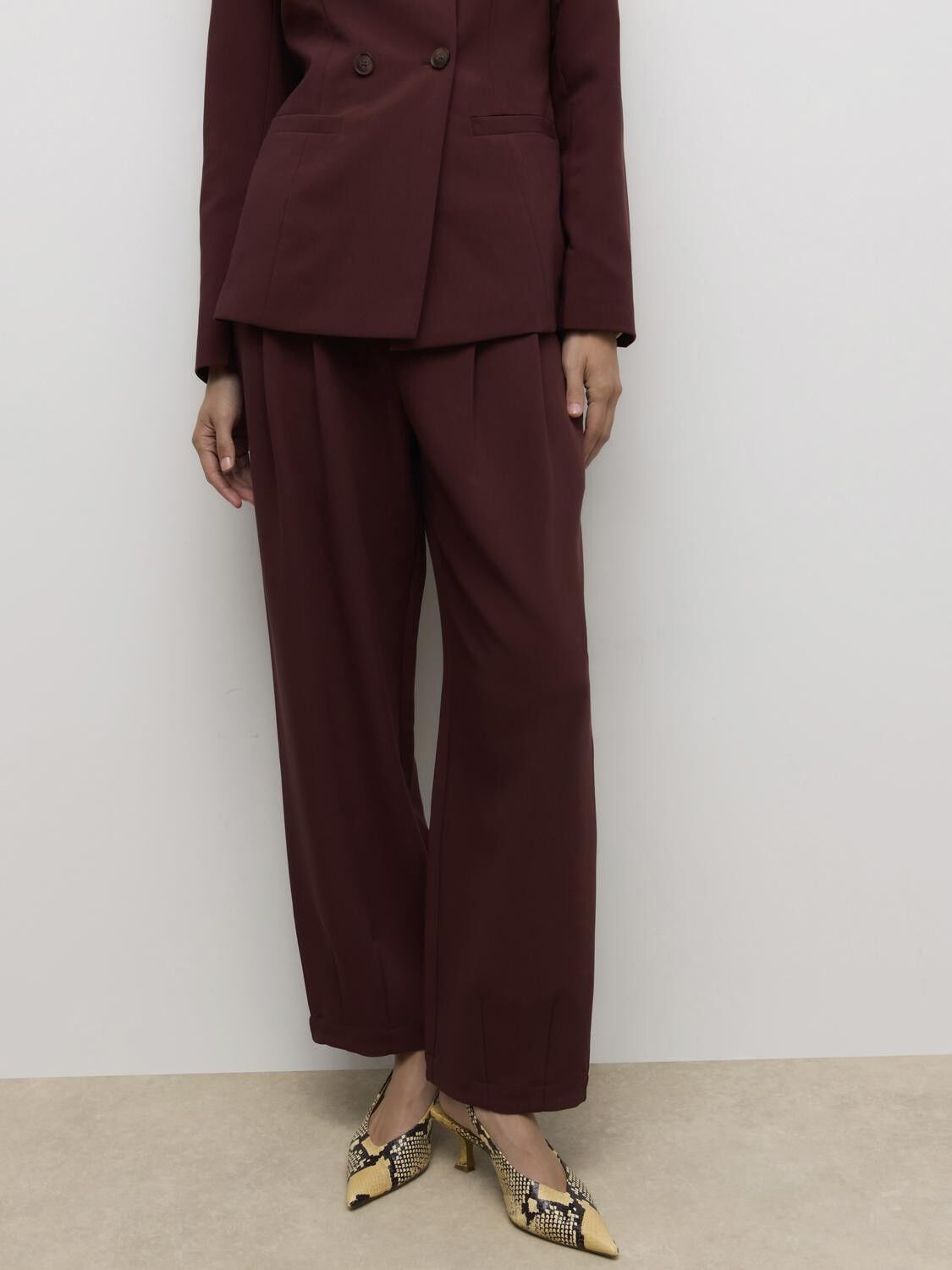 AWVIVICA HW PLEAT PANT