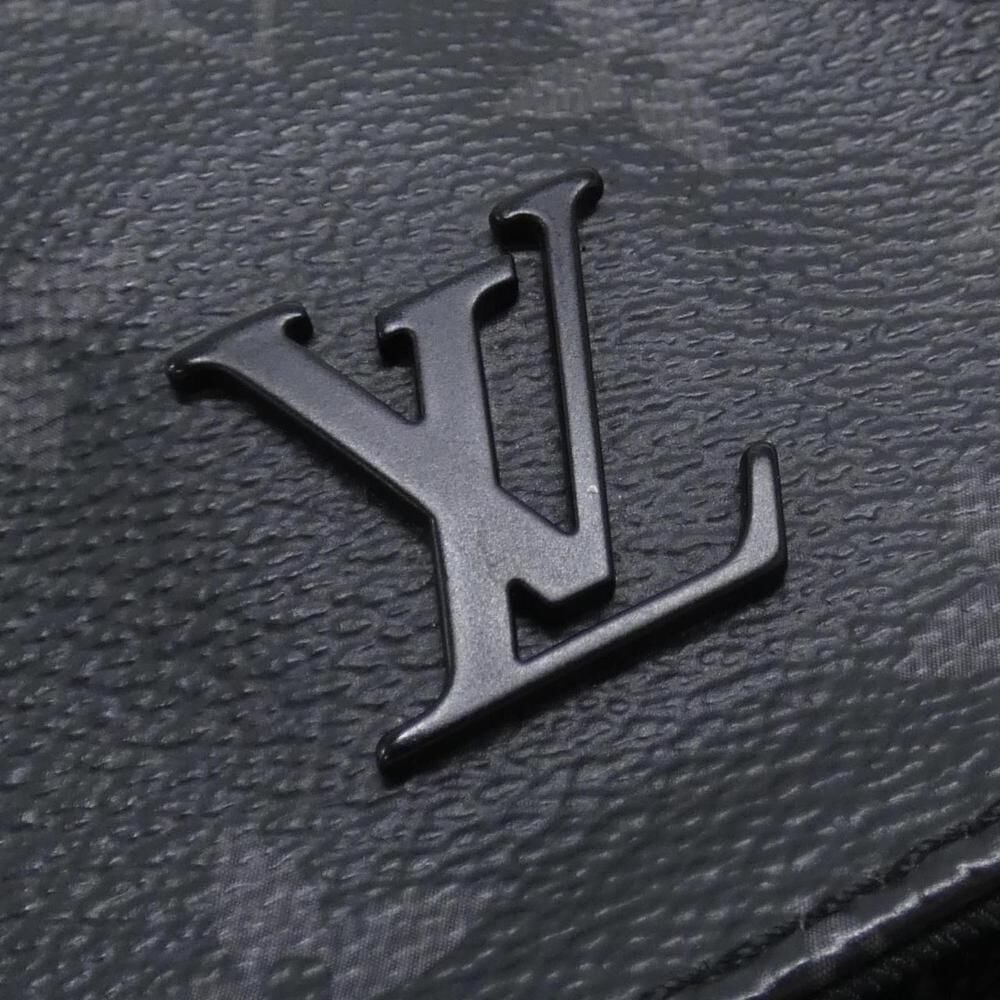 Louis Vuitton District