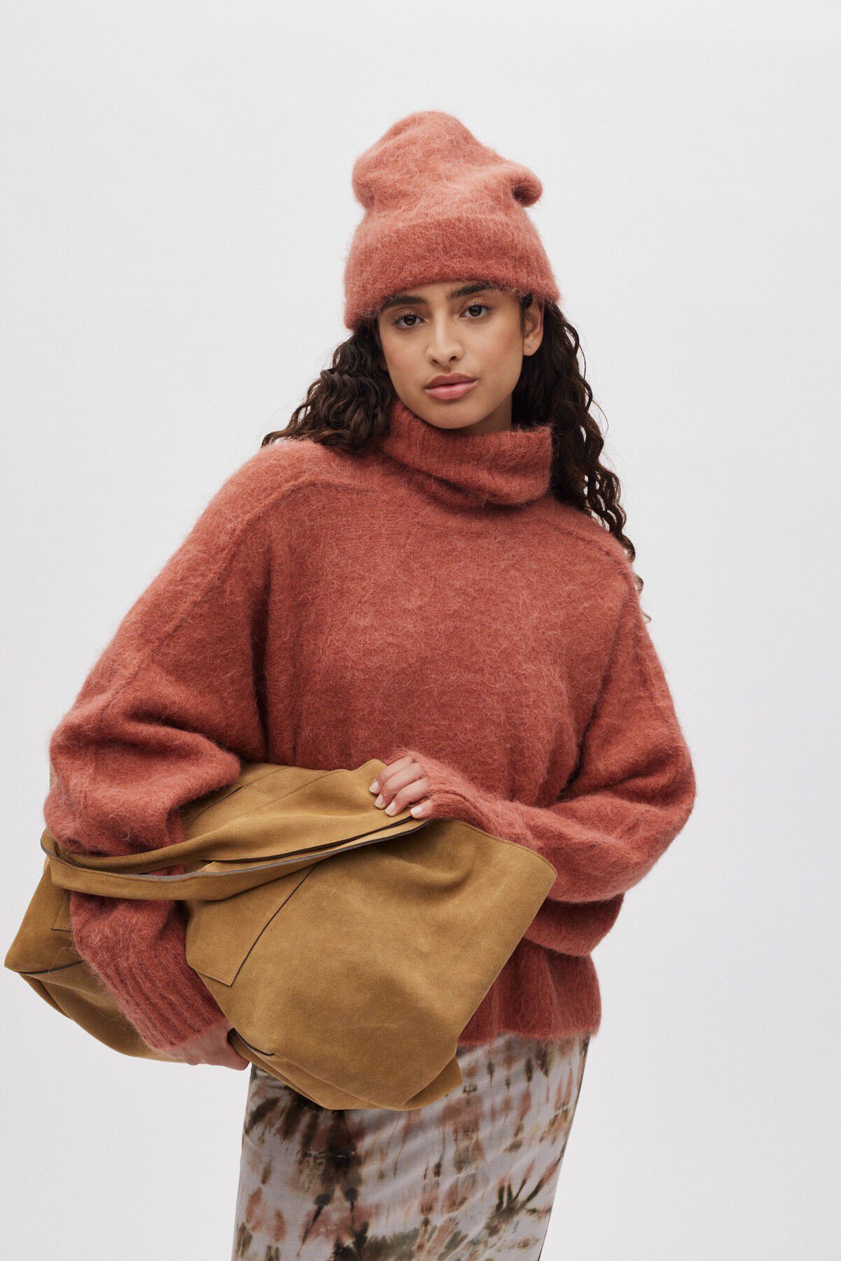 Fluffy knit hat - Majda