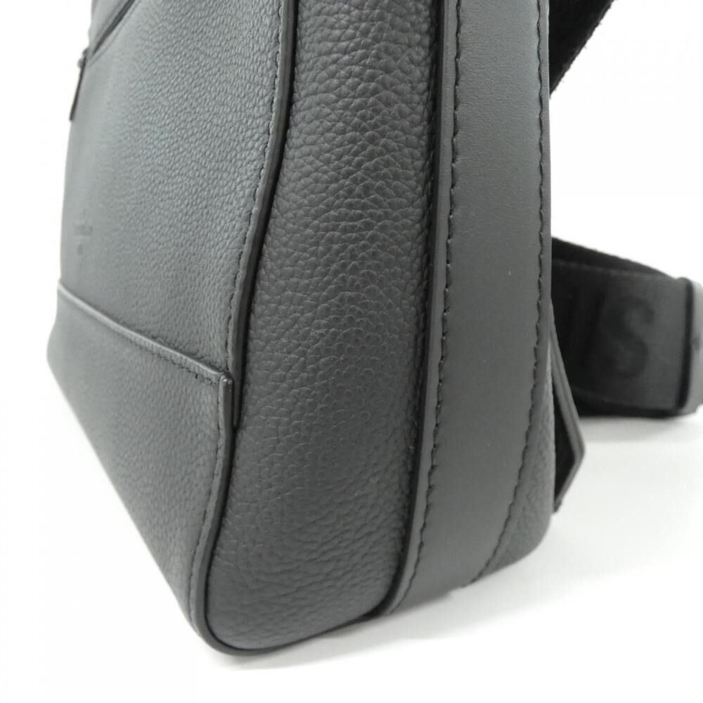 Louis Vuitton Messenger