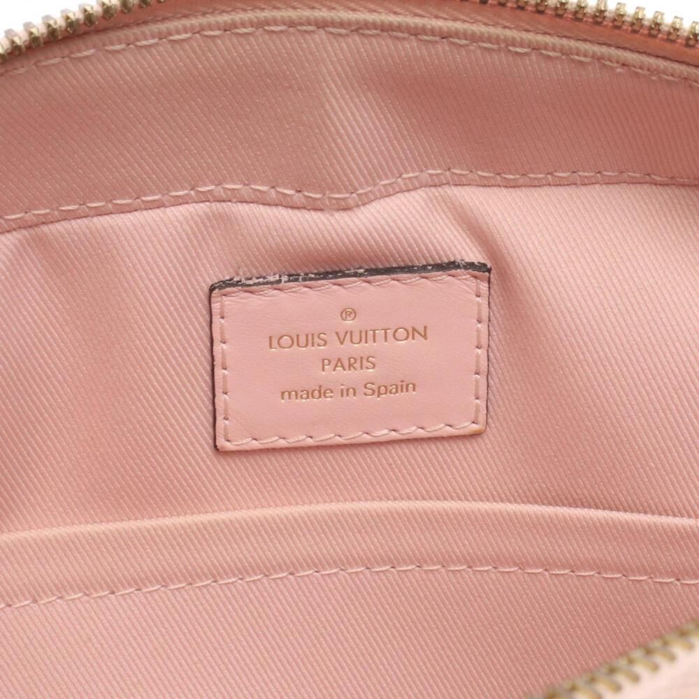 Louis Vuitton Shoulder Bags