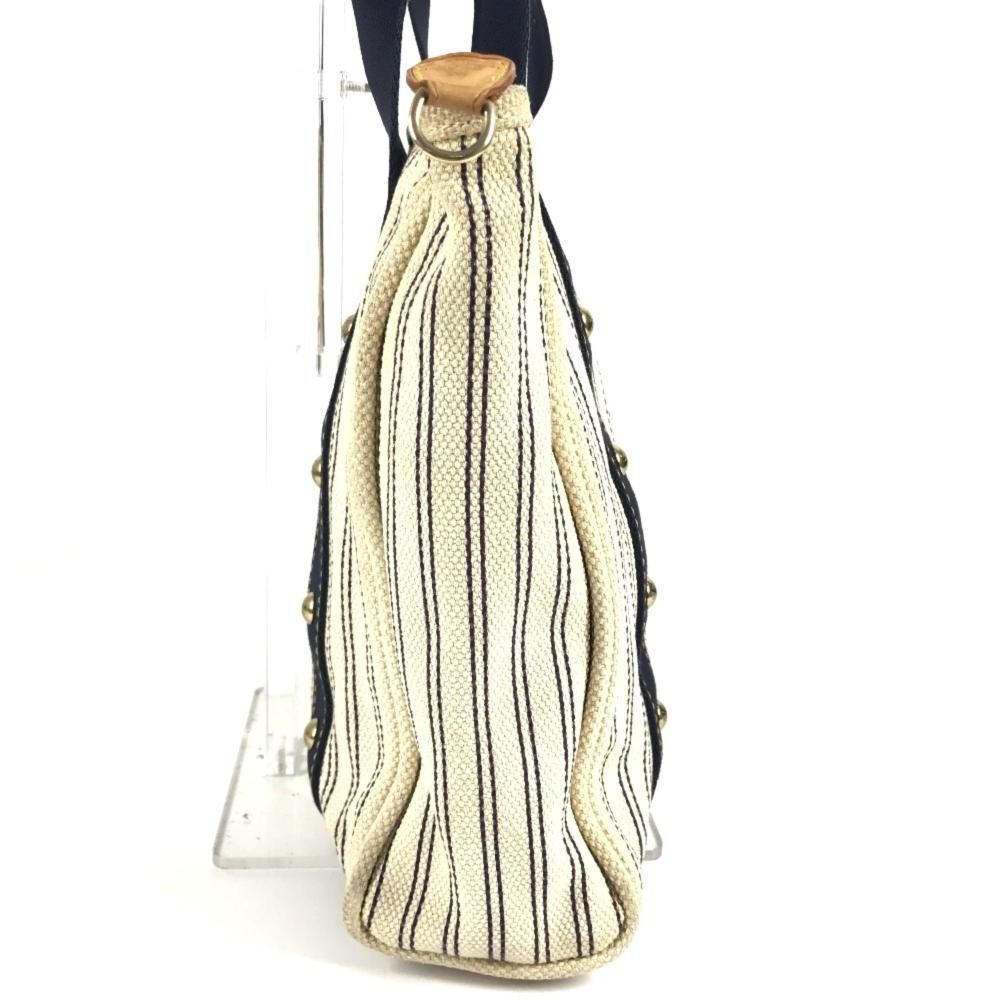 Louis Vuitton Antigua