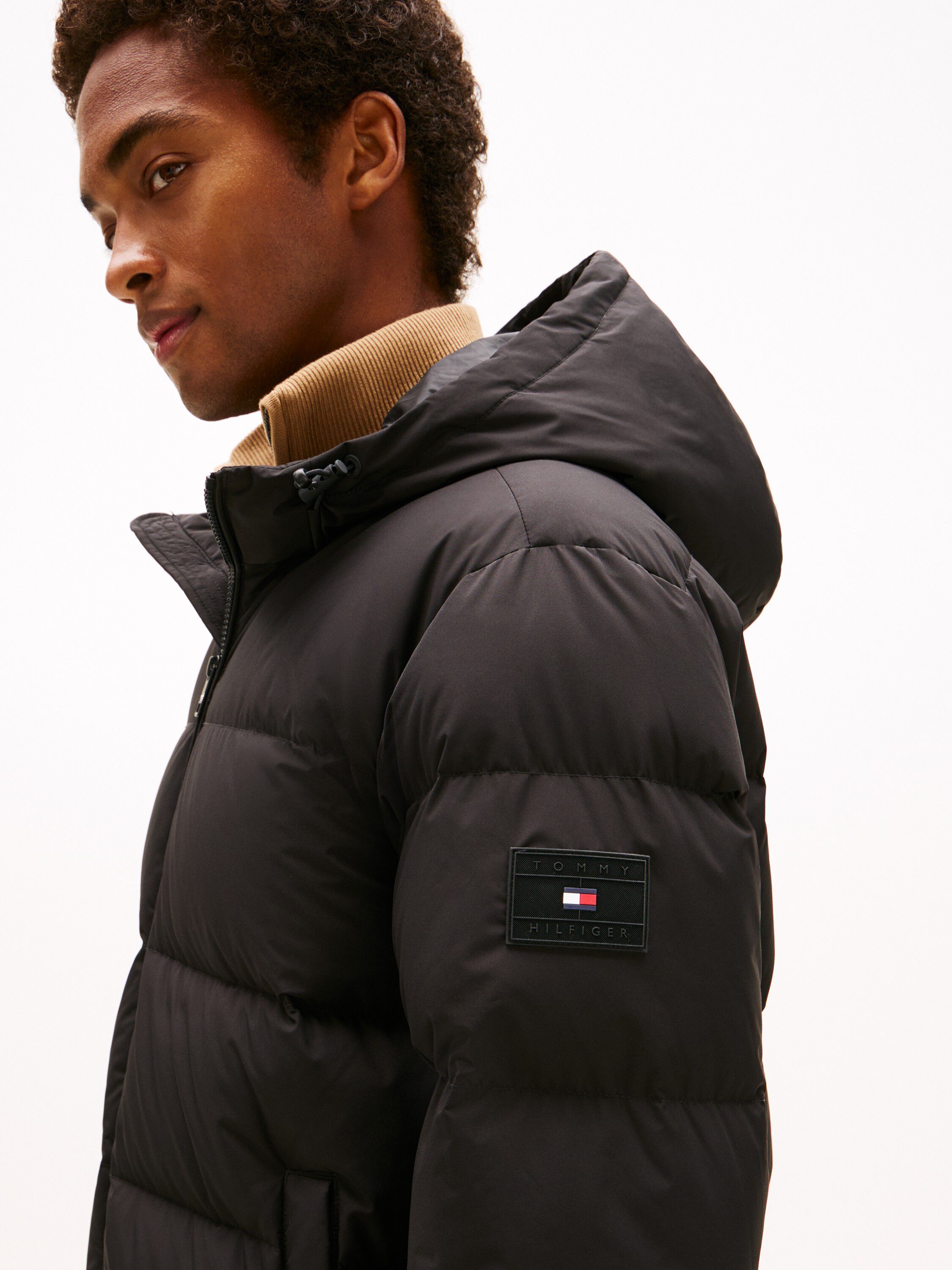 DOWN HOODED PUFFER JKT