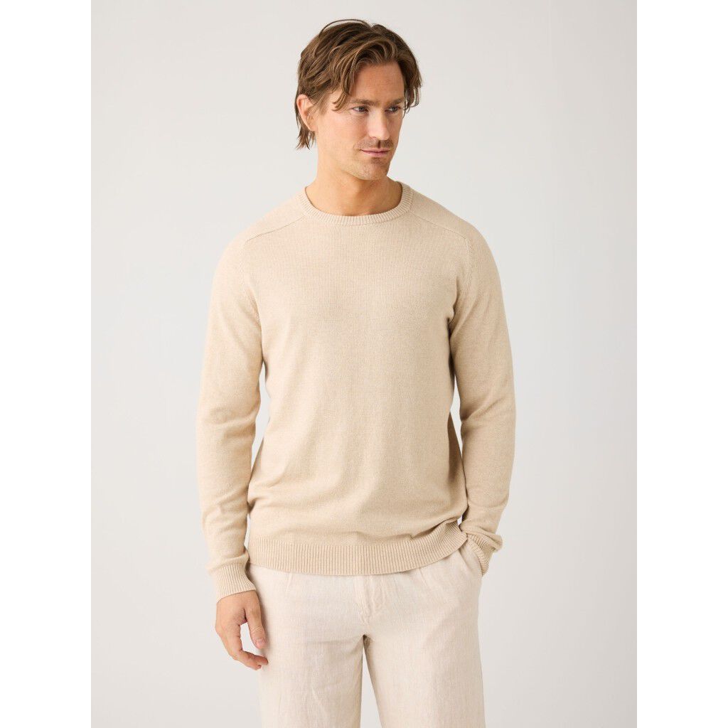 Cashmere crew neck sweater
