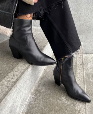 IT'S ALL ABOUT WALKING