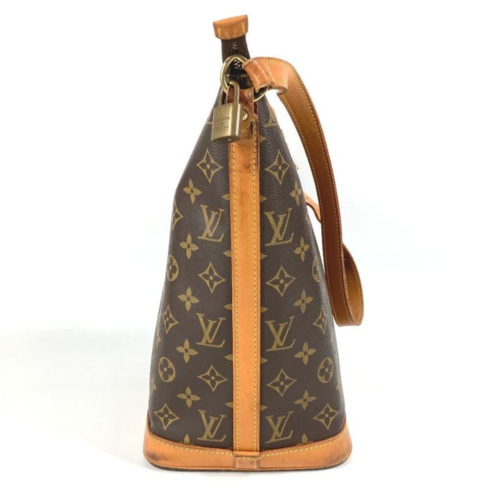 Louis Vuitton Shoulder Bags
