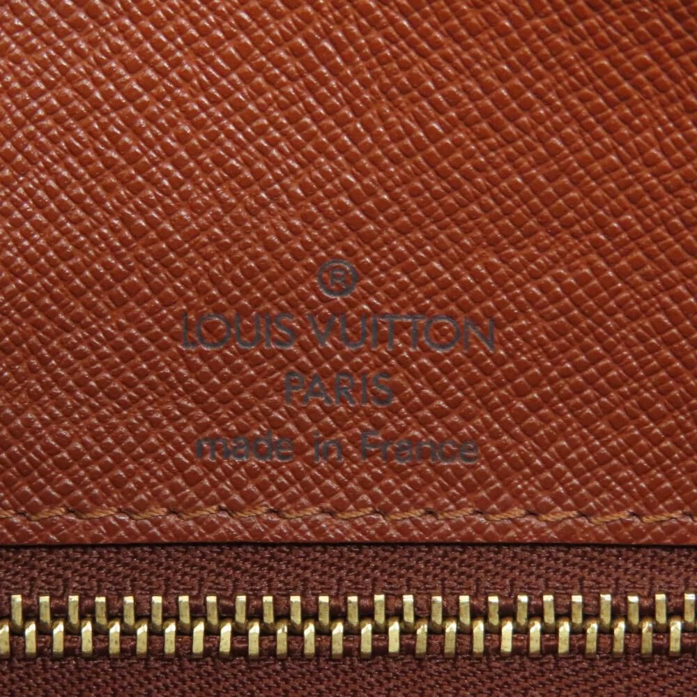 Louis Vuitton Shoulder Bags